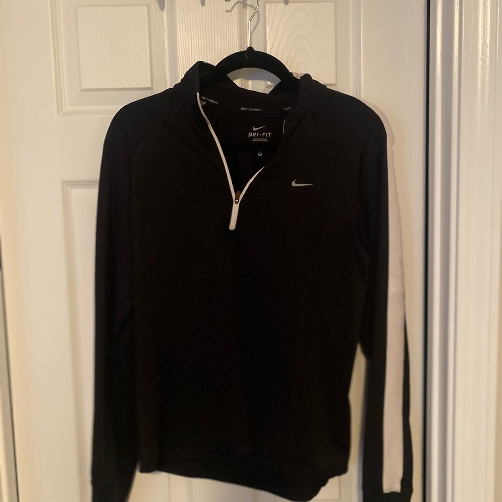 Nike DriFit Size M